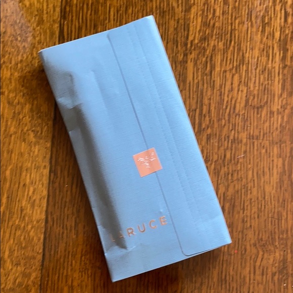 Laruce Face Makeup Brushes - Picture 3 of 4